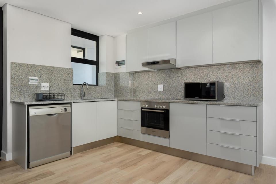 Burmeister Modern 2-Bedroom w/ Views Milnerton Apartment in Cape Town