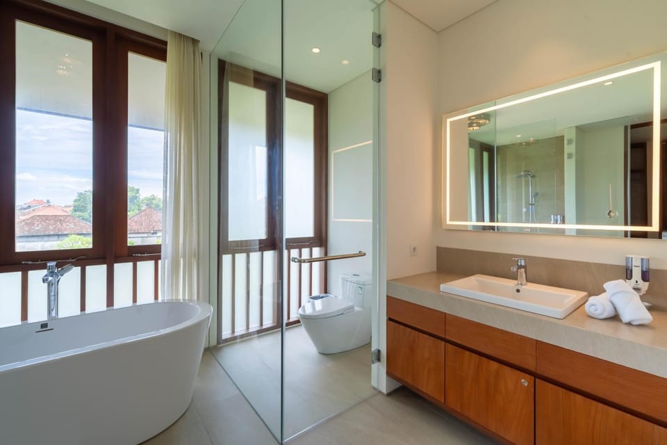 Bathroom, Bath, towels
