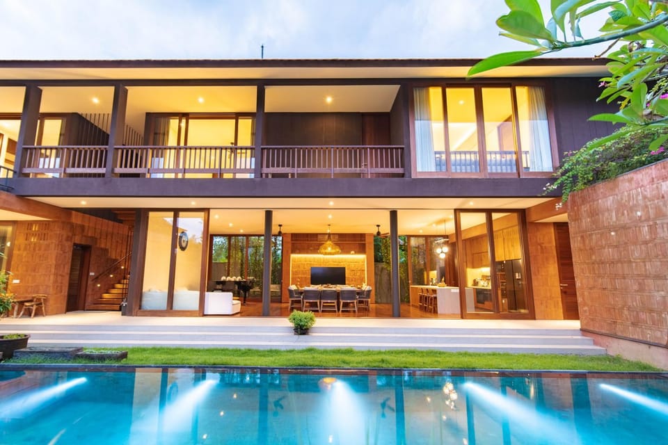 Property building, Day, View (from property/room), Pool view, Swimming pool, sunbed