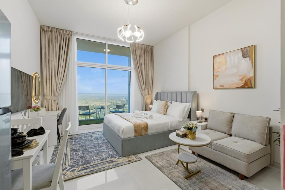 Bed, Natural landscape, Seating area, Dining area, Bedroom