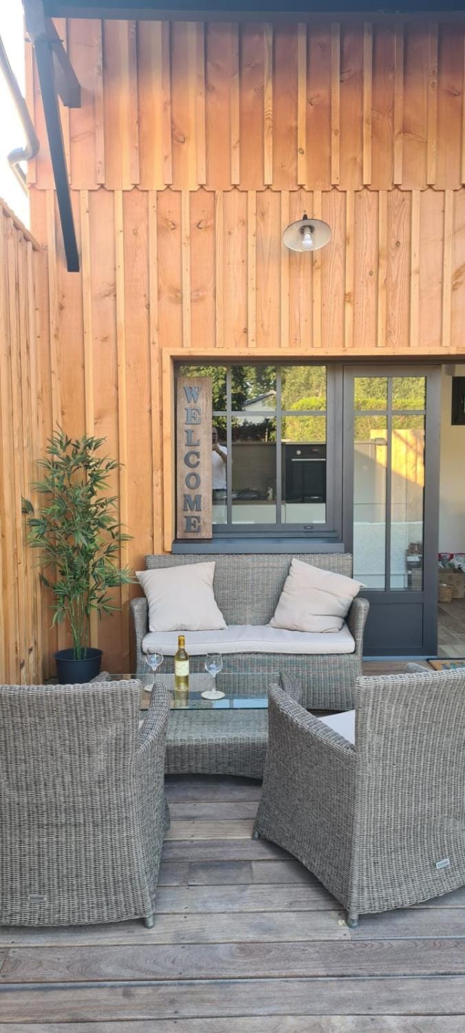 The perfect getaway an intimate retreat in a modern house House in Andernos-les-Bains