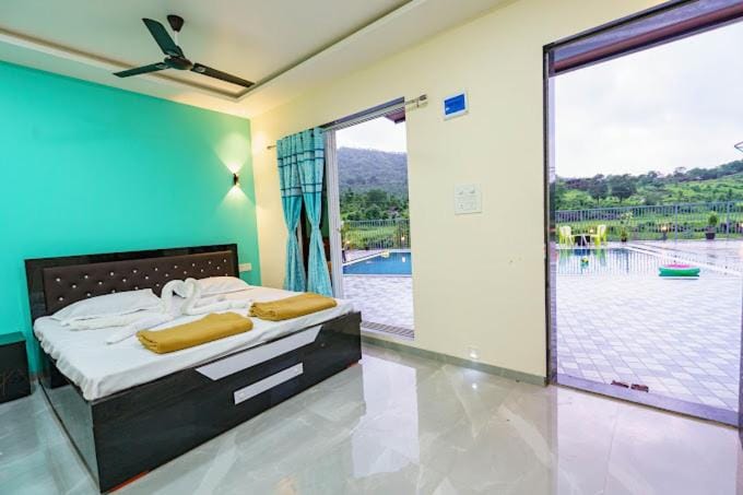 Mihir Farm Villa in Maharashtra