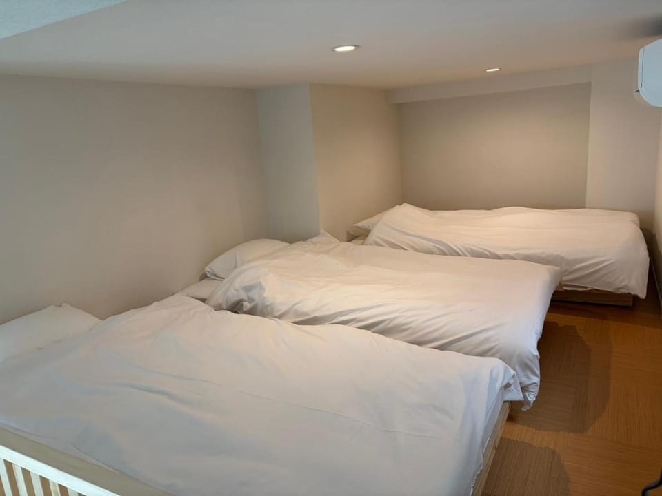 紅葉の間-畳でくつろぐ和モダン民泊 Apartment in Shibuya