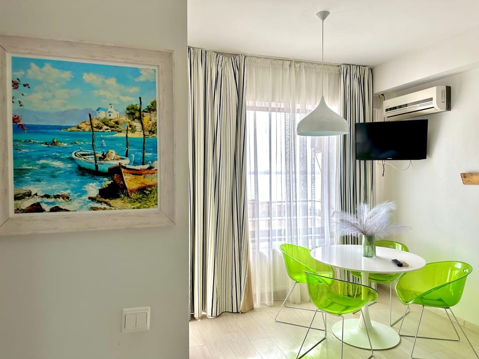 Acqua Blue 43 Summerland Apartments Apartment in Constanta