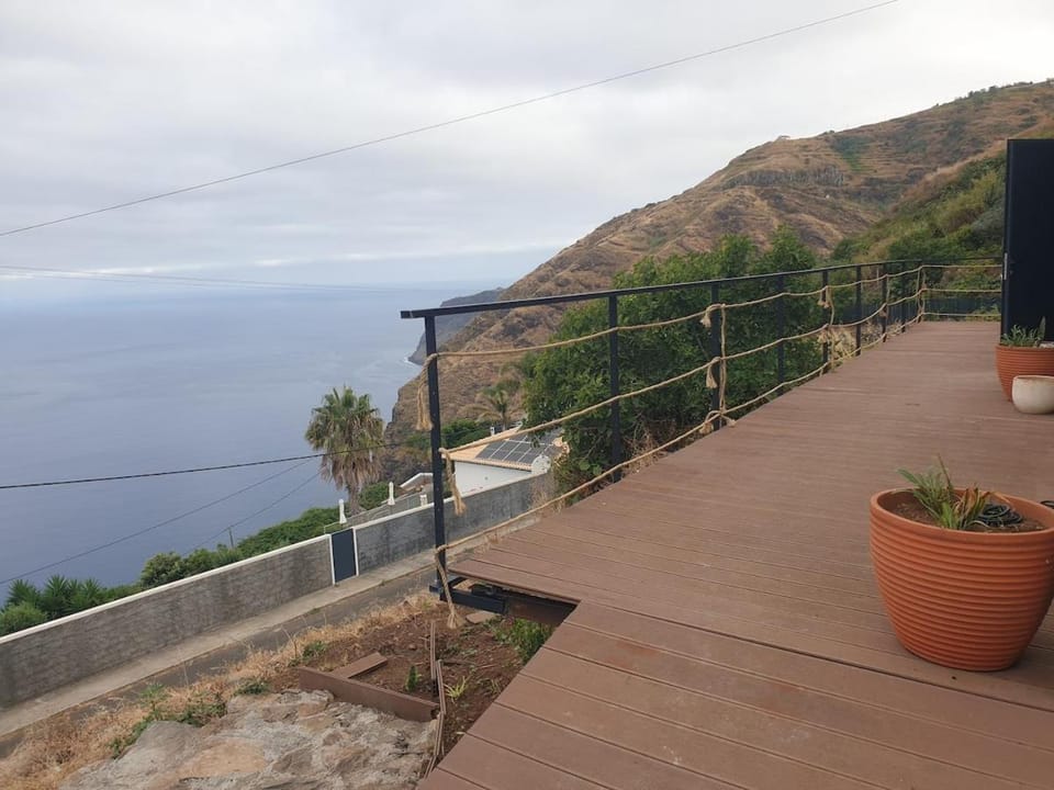 Farol views House in Madeira District