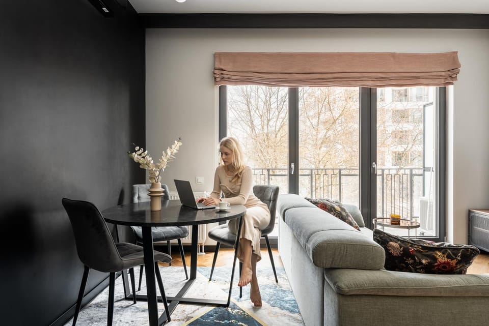 People, View (from property/room), Balcony/Terrace, Living room, Seating area, Dining area