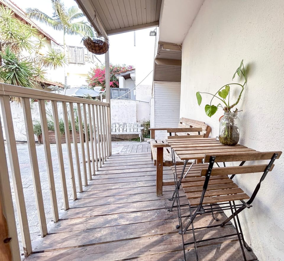 Patio, Day, Balcony/Terrace