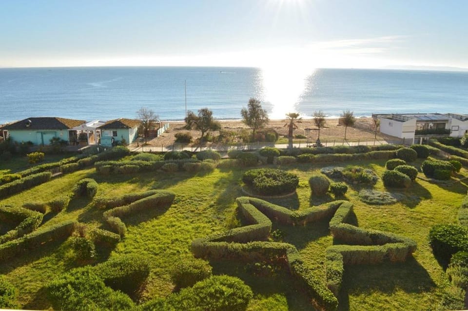 Garden view, Sea view