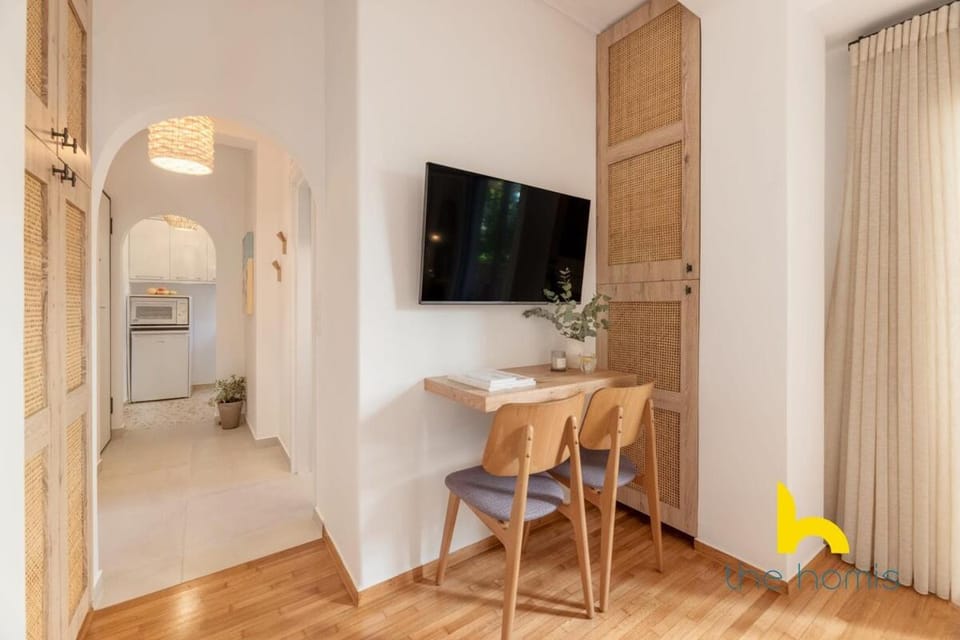 Modern Studio Escape near Seaside & Marina! Apartment in Piraeus Regional Unit, Greece