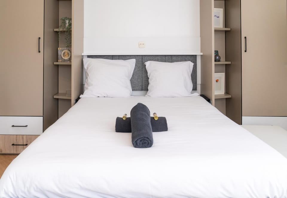 Cozy studio for 2 people, AC, city center, 12 min to beach Apartment in Nice