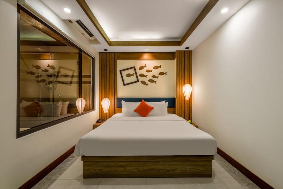 Bed, Photo of the whole room, Bedroom