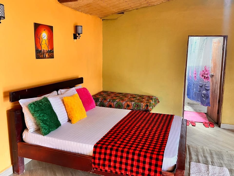 Engyezi Retreat Campground/ 
RV Resort in Uganda