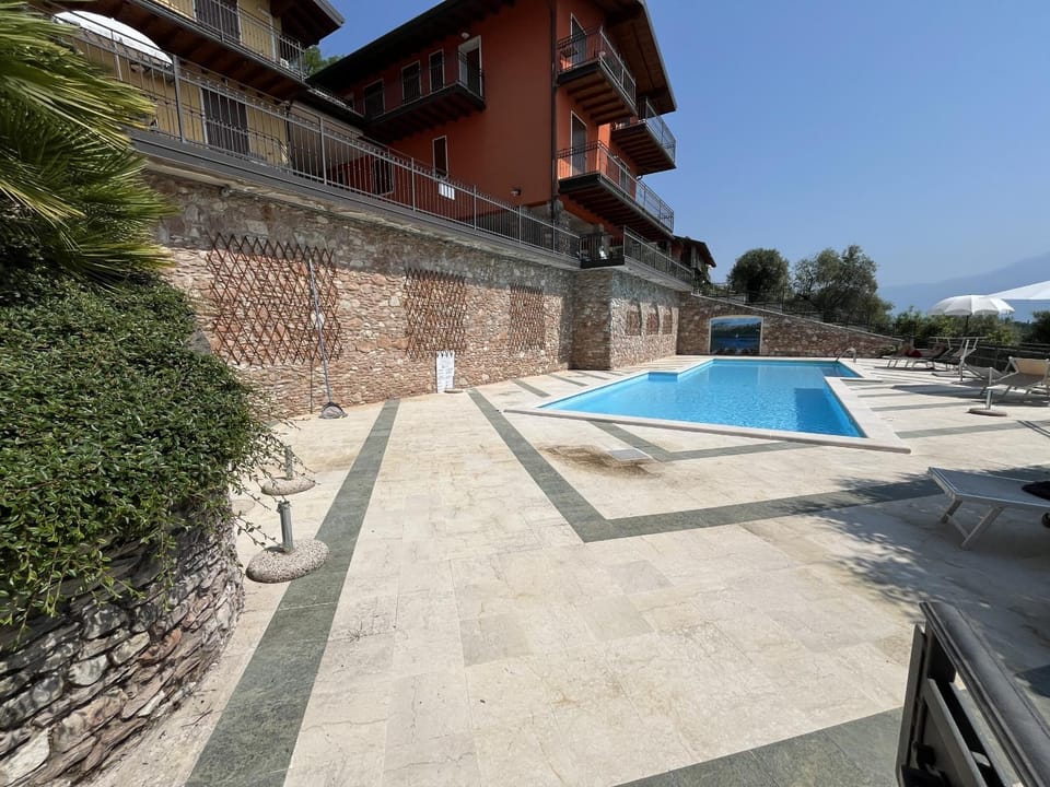 Albatros B8 Apartment in Lake Garda