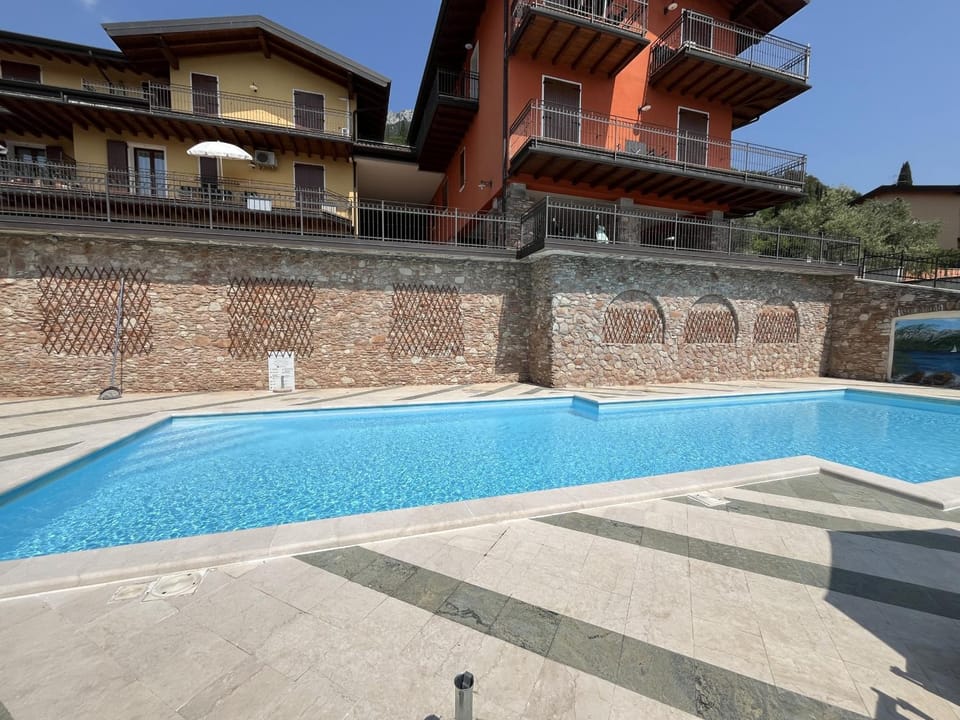 Albatros B8 Apartment in Lake Garda
