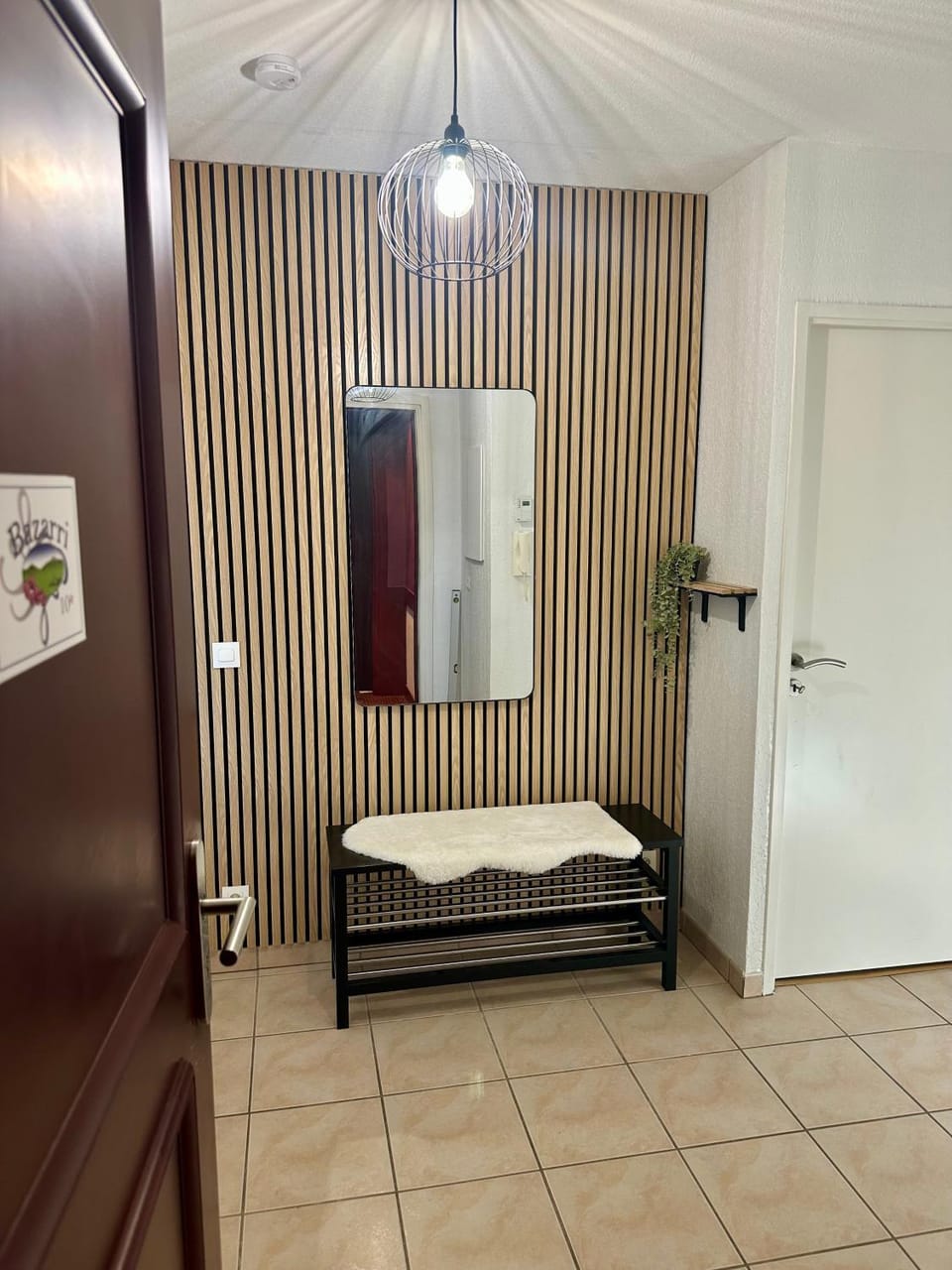 Facade/entrance, concierge