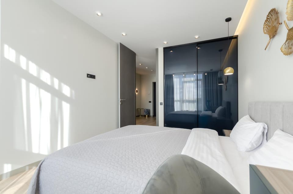 Bed, Bedroom, wardrobe