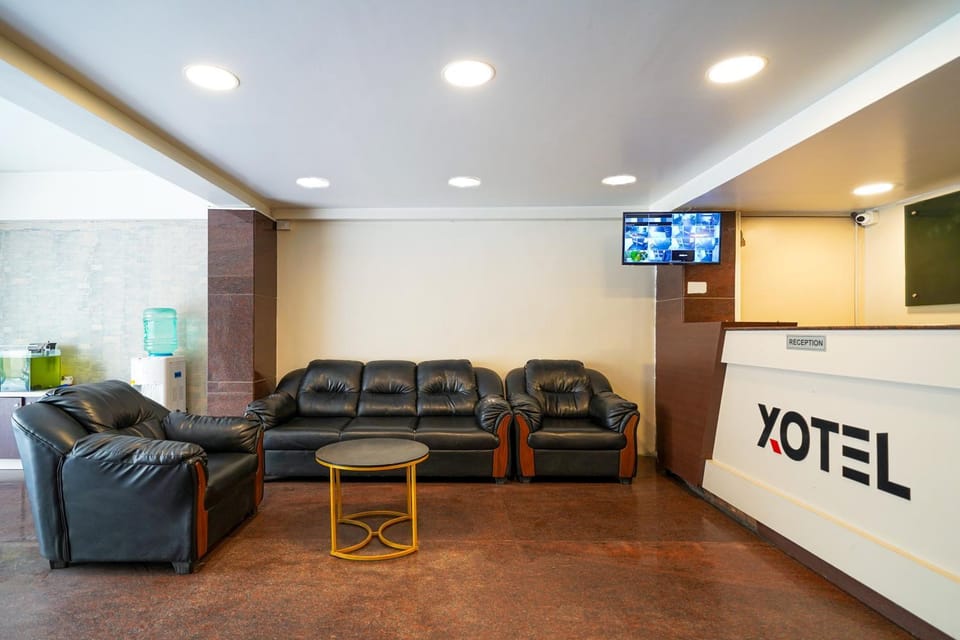 Lobby or reception, Seating area