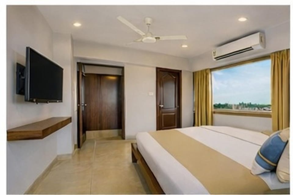 Bed, air conditioner