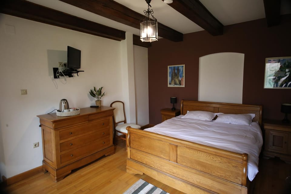 Transylvianian Nest House in Brașov County