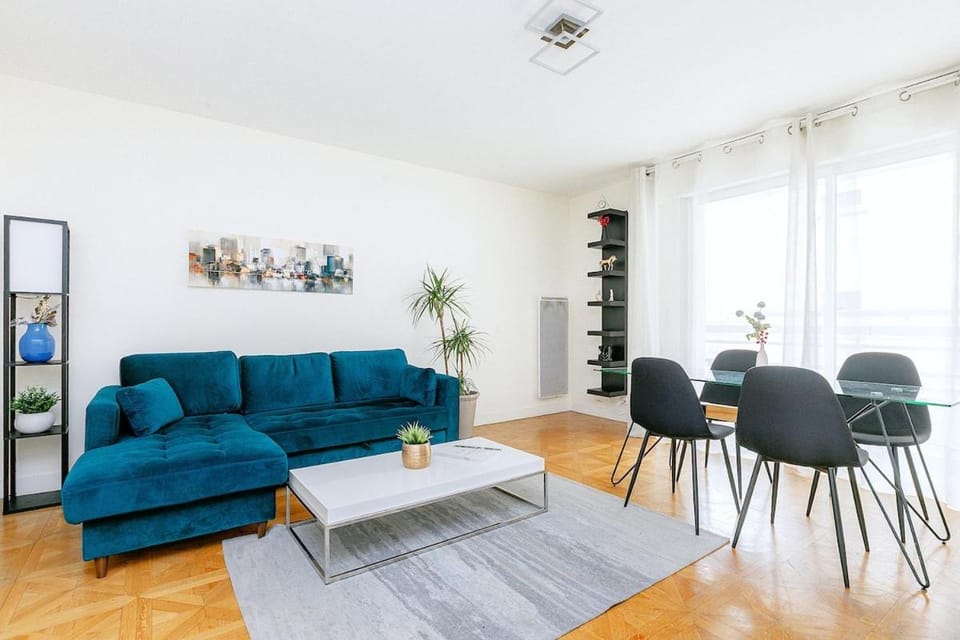 Appartement 2 pièces 65m2 - porte de Paris Apartment in Paris
