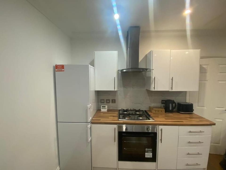 The Blue Loft Retreat Apartment in Croydon