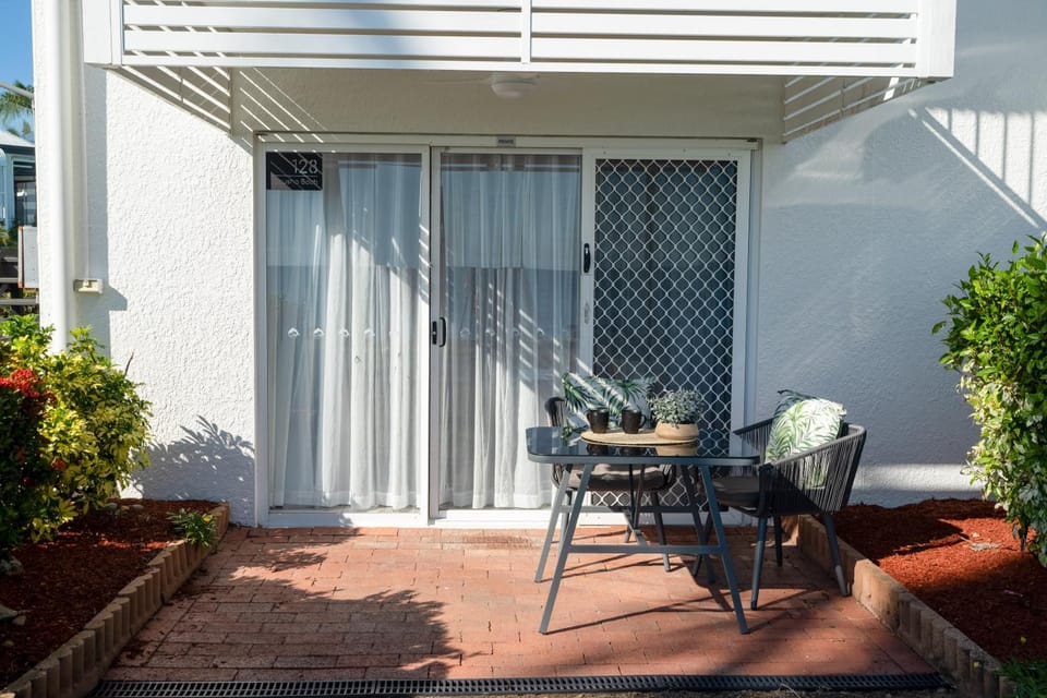 Patio, Garden, View (from property/room), Balcony/Terrace, Garden view