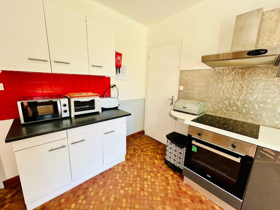 oven, stove, kitchen