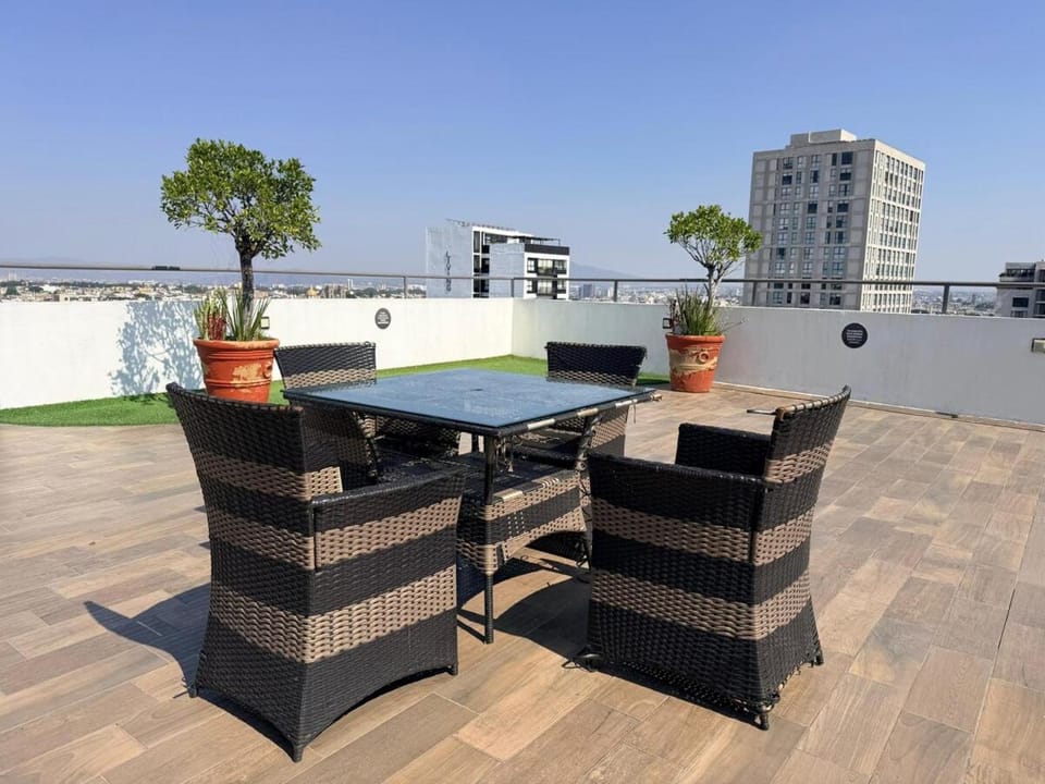 Departamento muy amplio, vista verde y alberca Apartment in Guadalajara