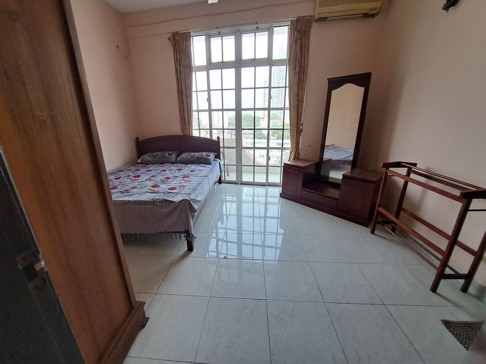 Wellawatha Home Stay 2BR Apartment in Colombo