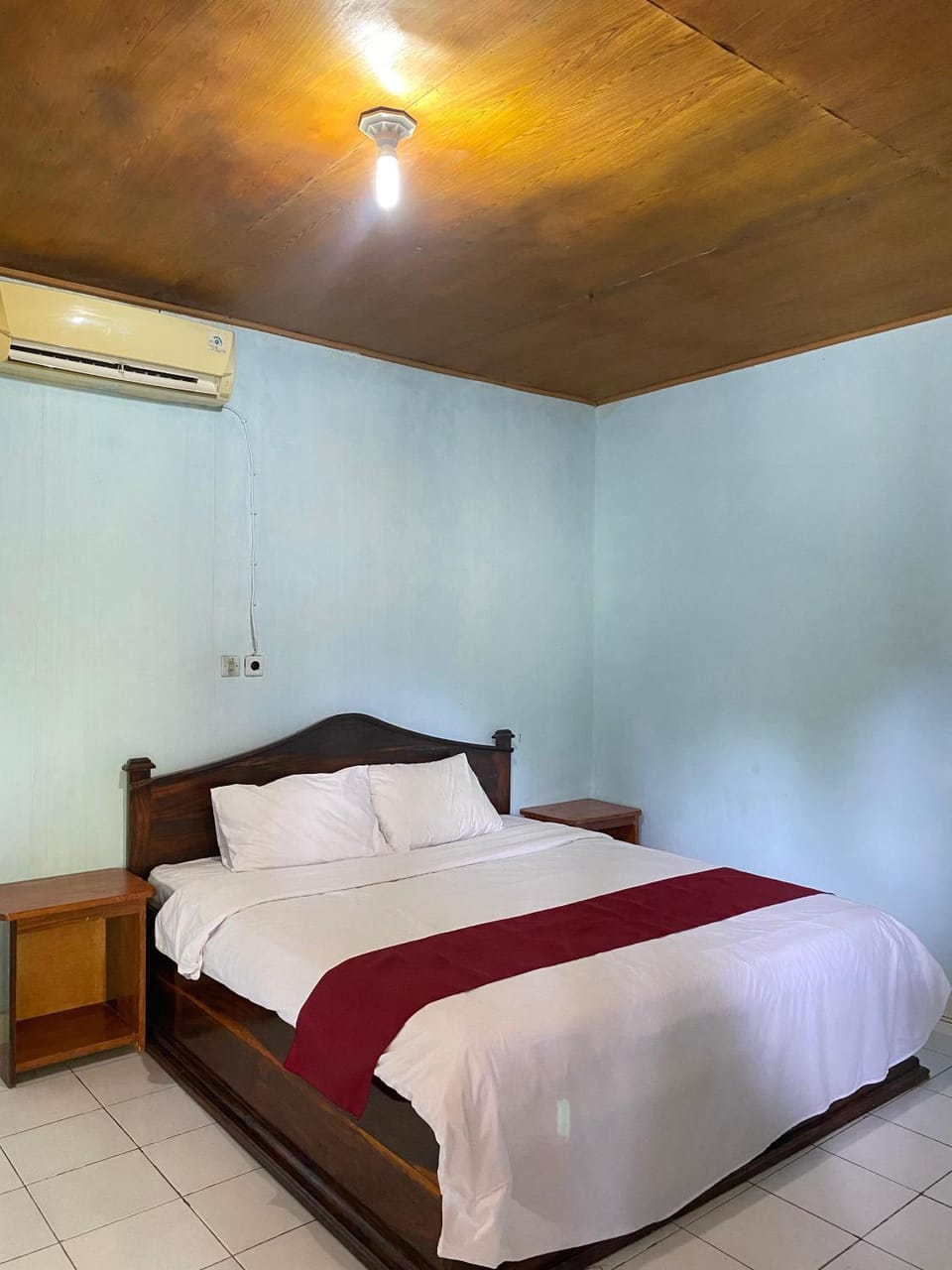 Kurnia family home stay Vacation rental in West Nusa Tenggara, Indonesia