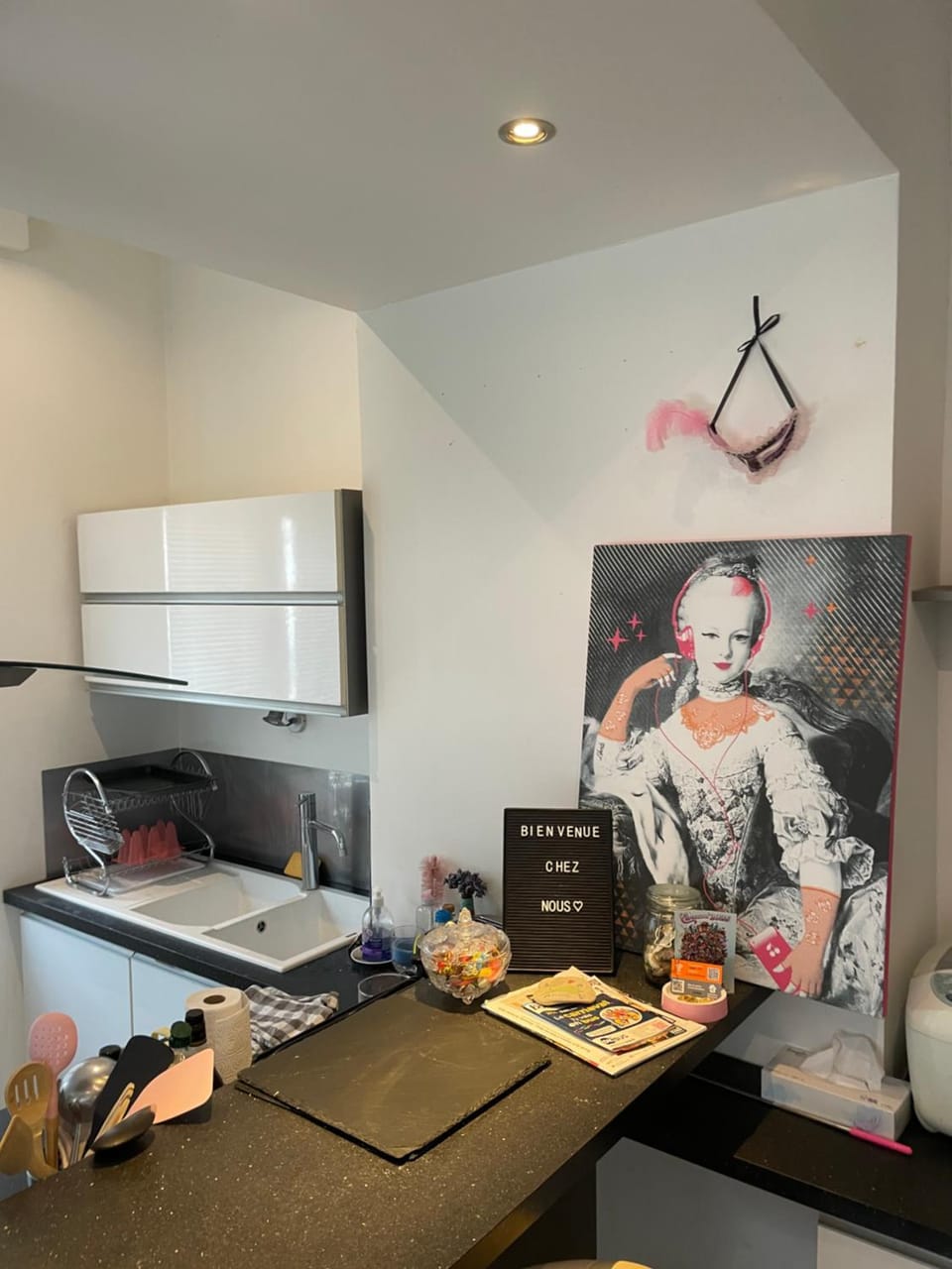 Kitchen or kitchenette