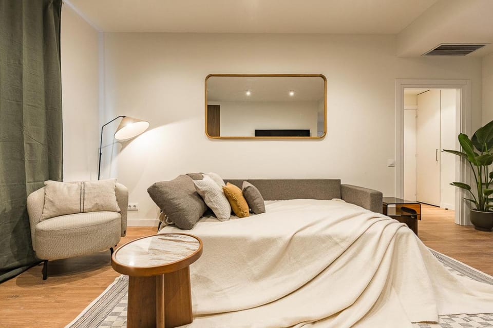 Communal lounge/ TV room, Living room