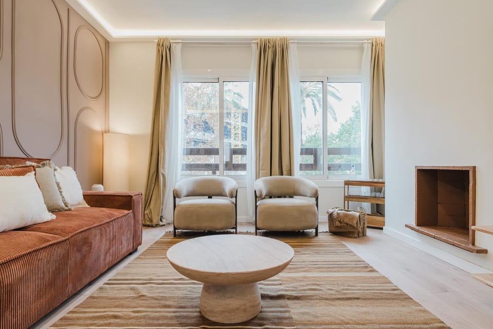 Communal lounge/ TV room, Living room