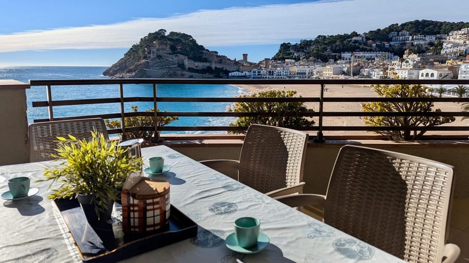 View (from property/room), Balcony/Terrace, Sea view