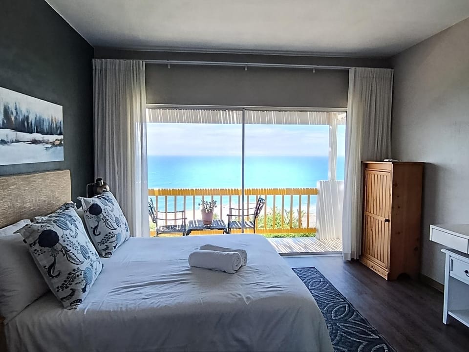 Bed, View (from property/room), Balcony/Terrace, Bedroom, Sea view