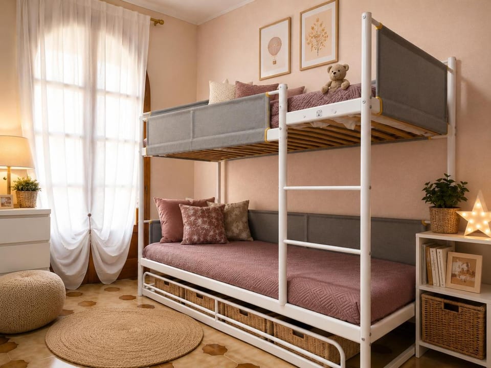 Bed, Photo of the whole room, Bedroom, bunk bed