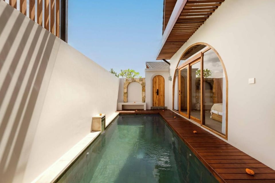 Pool view, Swimming pool