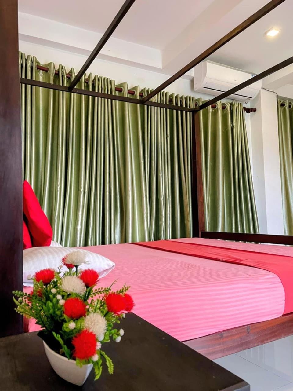 Hirun Beach Hotel Hotel in Southern Province