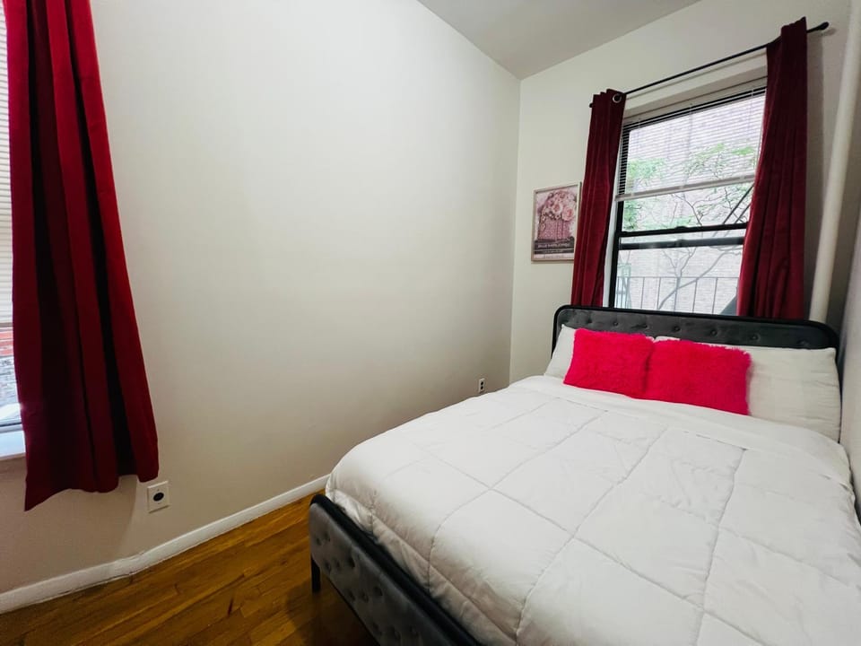 UWS Central Park Collections Apartment in Upper West Side