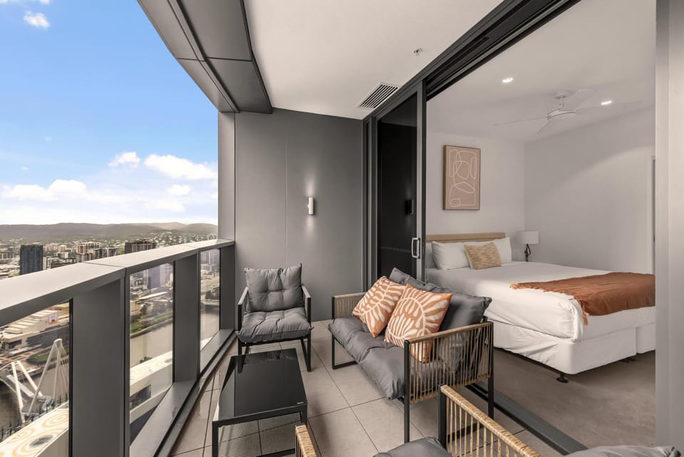 Balcony/Terrace, Photo of the whole room, Bedroom, towels