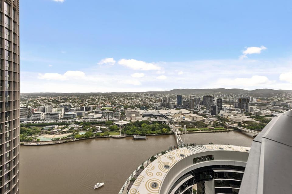 City view, River view