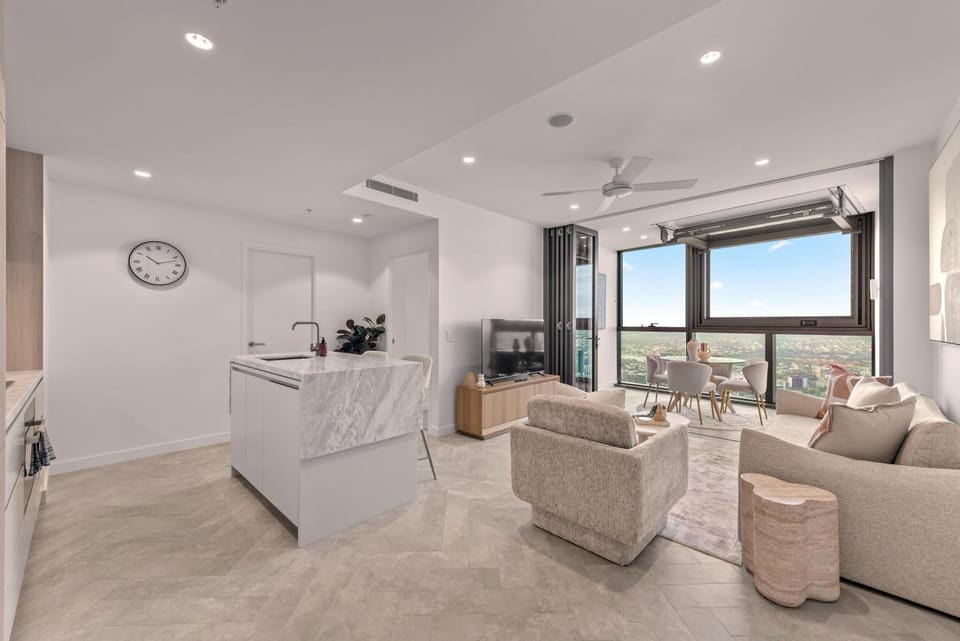 TV and multimedia, Living room, Dining area