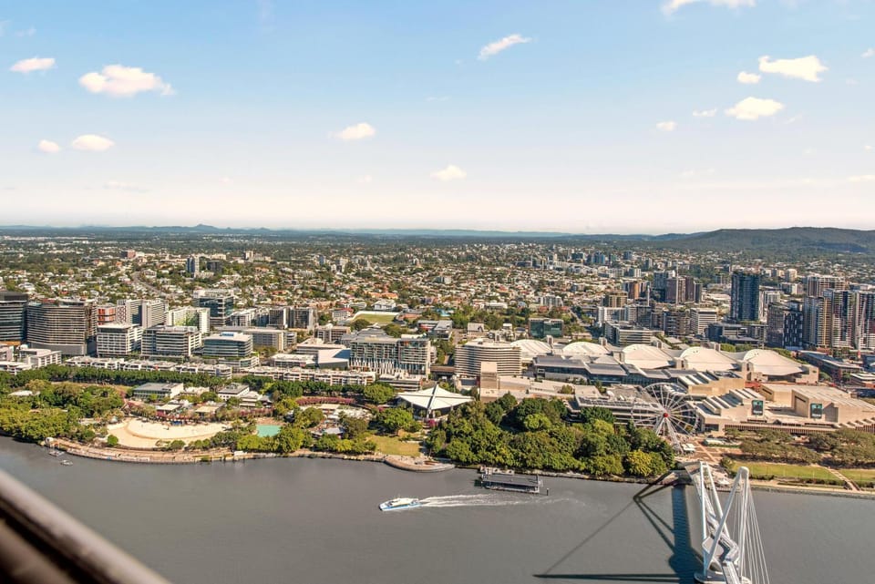 Nearby landmark, Day, Natural landscape, Bird's eye view, City view