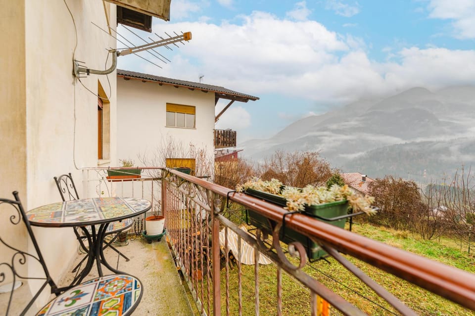 Spring, Natural landscape, View (from property/room), Balcony/Terrace, Balcony/Terrace, Dining area, Mountain view