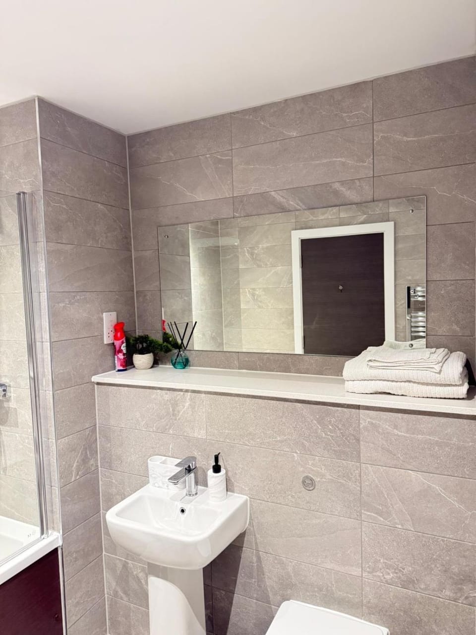 2 bedroom APT in City Centre Apartment in Salford