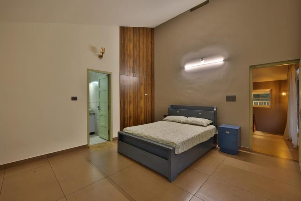 007 Double O Seven Villa in Kochi