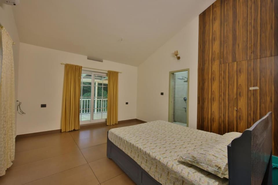 007 Double O Seven Villa in Kochi