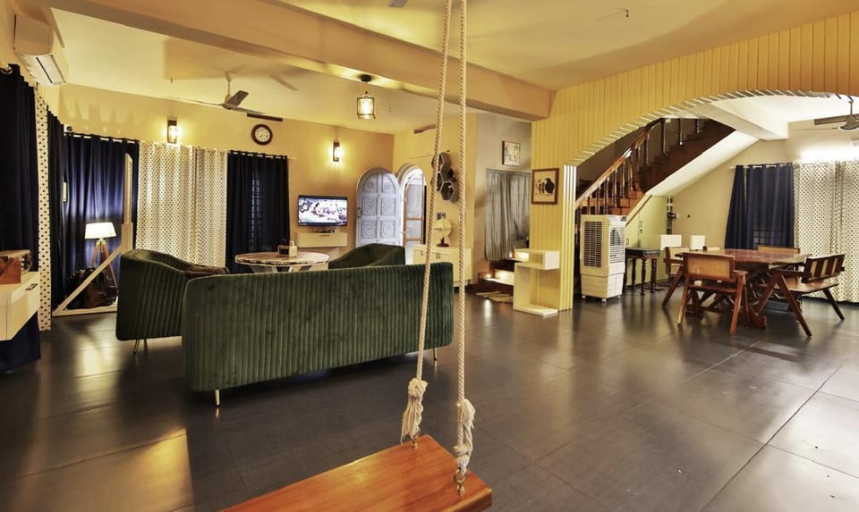 007 Double O Seven Villa in Kochi