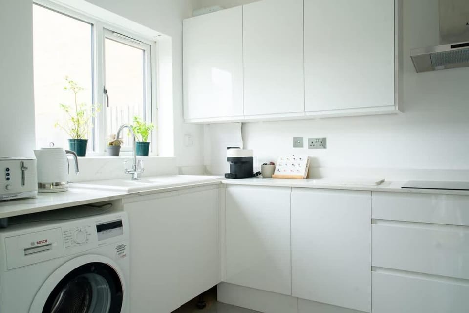 4 bedroom house close to tube House in London