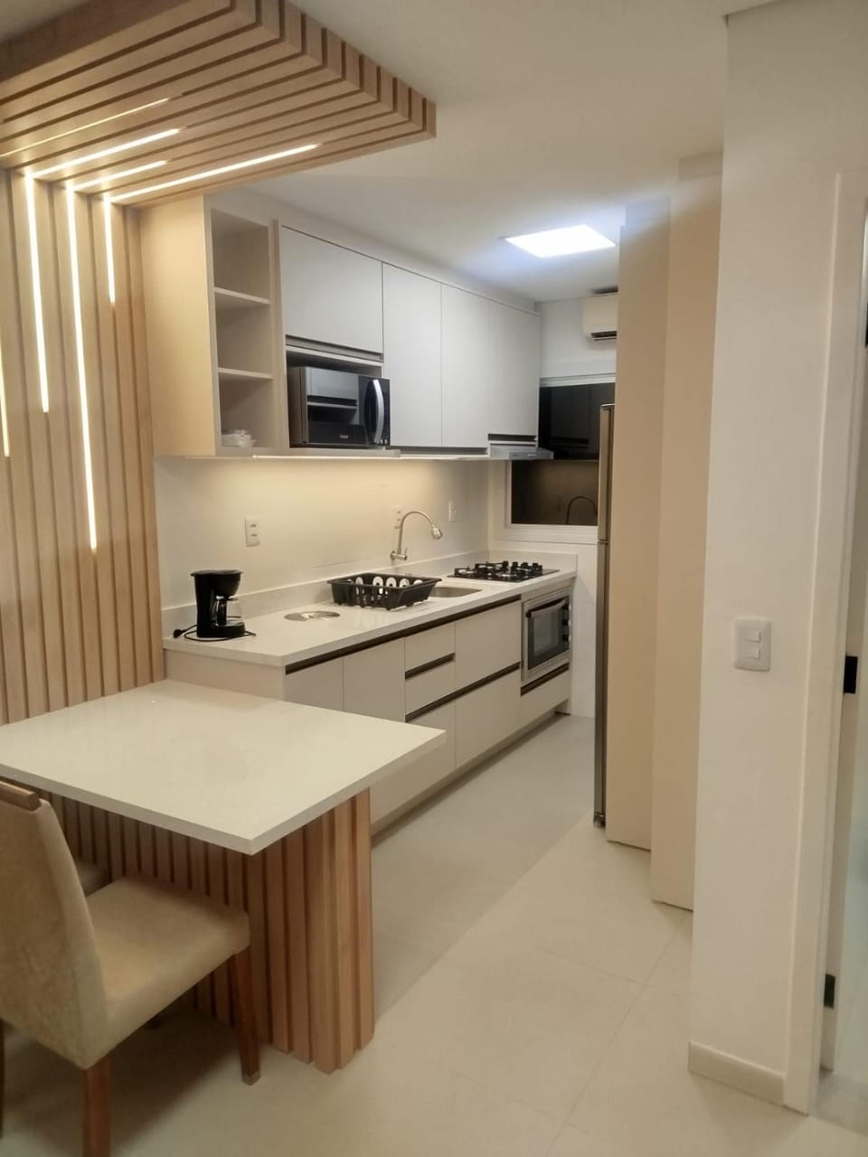 Apartamento completo Ingleses Norte 400 metros praia Apartment in Florianopolis